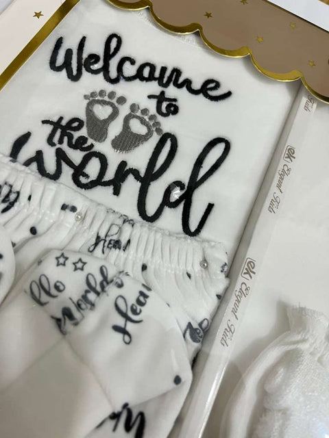 10-Piece Newborn Gift Set