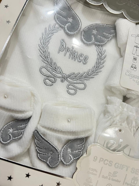 “Elegant Kids 9-Piece Baby Gift Set – ‘Prince’(Gold & Silver)”