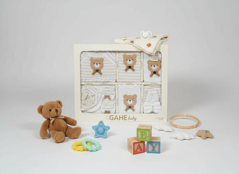 Newborn Gift Set – 12-Piece Soft Cotton Outfit with Teddy Bear Design 🧸