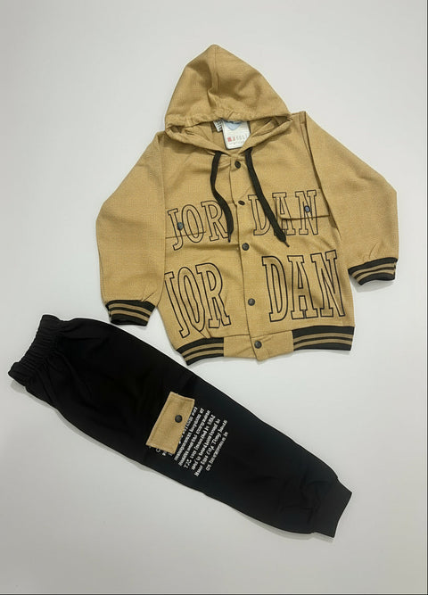 Hooded Outfit – Stylish Jordan 🧥